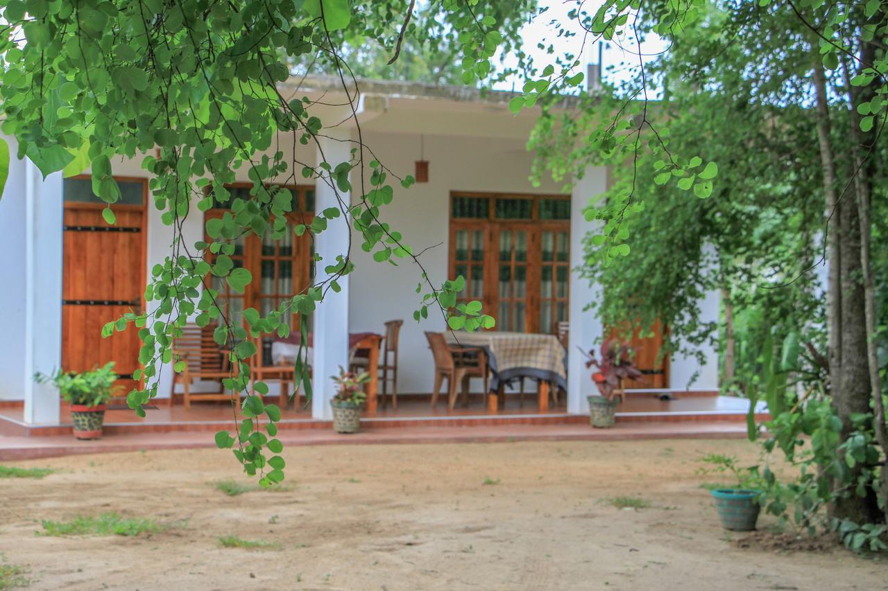 Sigiri Lion Villa Sigiriya Exterior photo